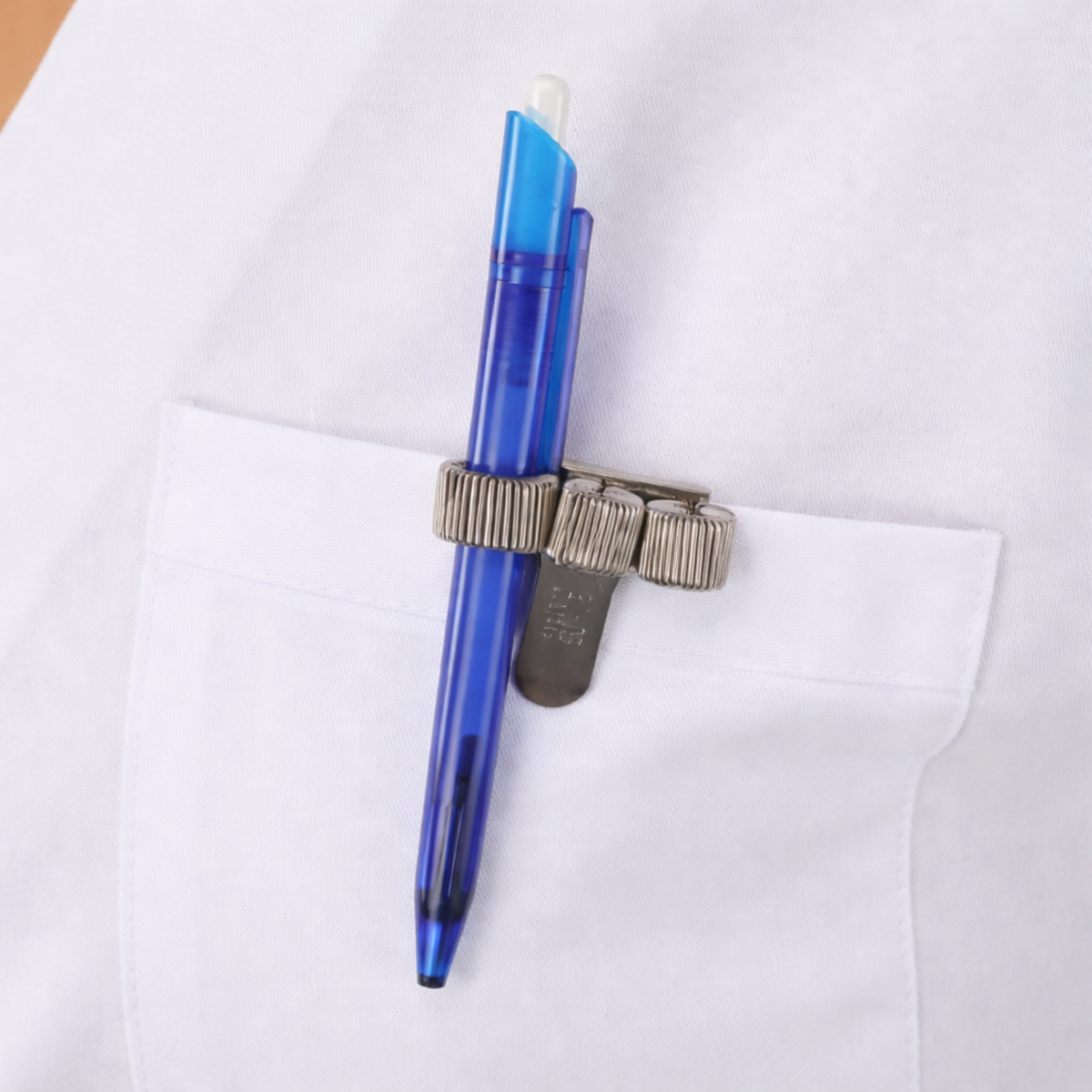 Porte stylo pour blouse - 3 stylos - Ø 6-15 mm - My Médical